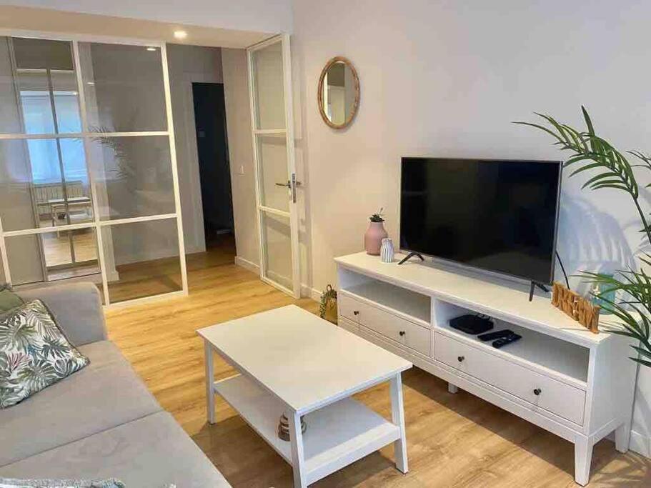 Apartamento A Estrenar En Centro Gijon. Fibra-Tv 外观 照片